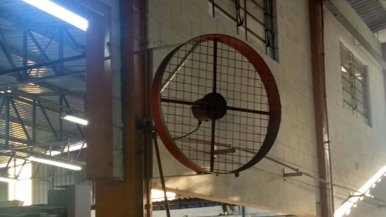 Ventilador Industrial para Academia