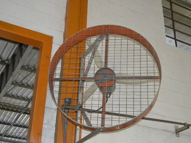 Ventilador Grande de Parede